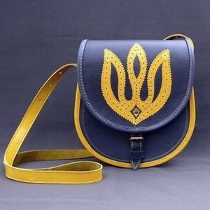 NWOT Ukrainian handmade leather cross body purse